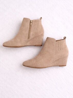 Women's Suede Wedge Ankle Booties - Taupe